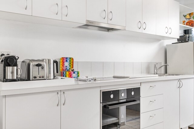 スペーシャス 1ベッド ユニット ウィズ アウトドア パティオ ダイニング