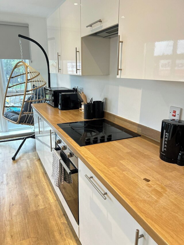 シティ アパートメント - ジム - テラス - ゲームズルーム - フリーパーキング