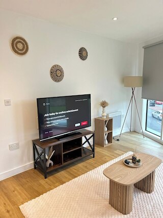 シティ アパートメント - ジム - テラス - ゲームズルーム - フリーパーキング