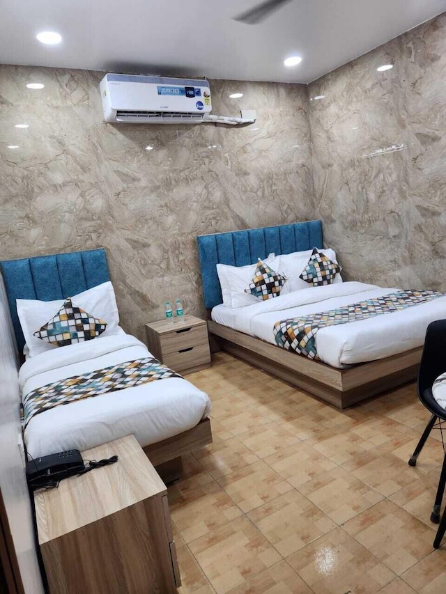 ホテル ニーラム パレス