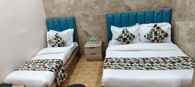 ホテル ニーラム パレス