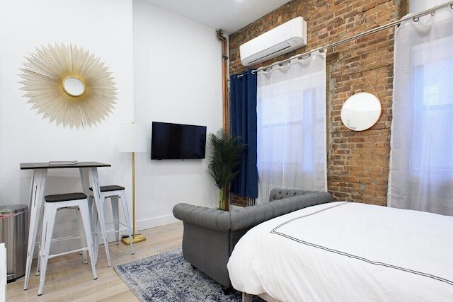 149 イースト アパートメント