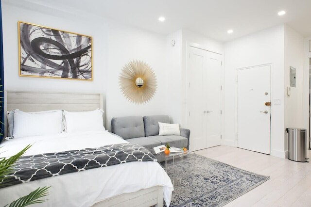 149 イースト アパートメント