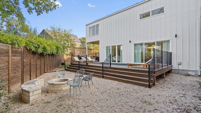 ニューリー リノベーテッド ローアレルゲン ホーム ウィズ プール & ホットタブ