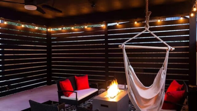 Two-home Group Retreat - 6th Street 4 Min Walk