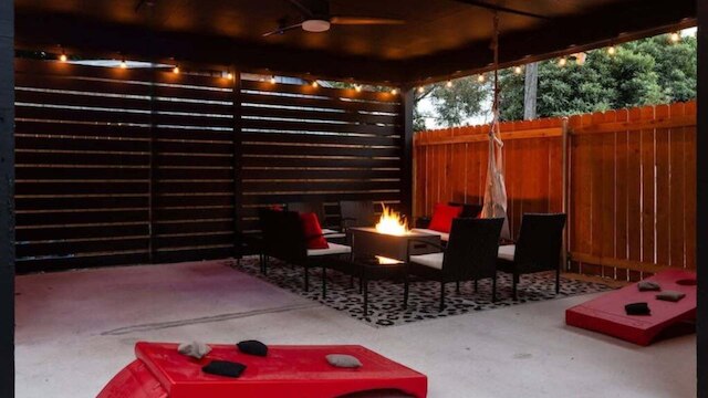 Two-home Group Retreat - 6th Street 4 Min Walk