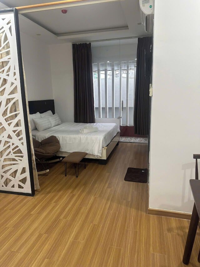 フル ハウス ホテル アンド アパートメント