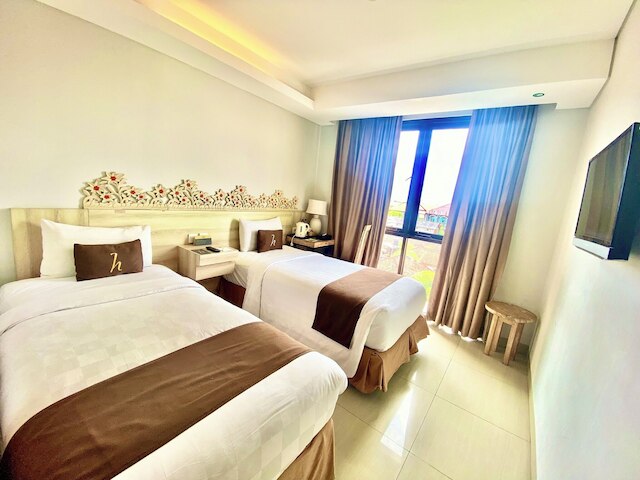 ホリソン クタ バリ