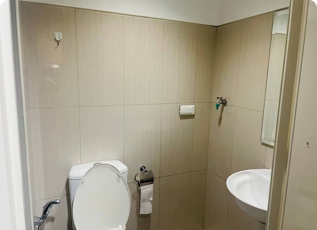 エレガント パサイシティ アパートメント ウィズ セントラルヒーティング & シェアードプール