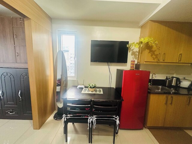 ハッピー 1 ベッドルーム パサイ アパートメント フォー レント - ピースフル オアシス イン ザ シティ ニア モール オブ アジア