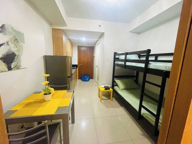 ジョイフル パサイ ゲッタウェイ ステイケーション コンド ニア MOA アンド イケア ニア モール オブ アジア