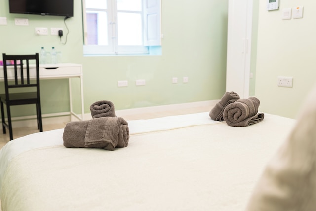 スリーシティーズ ゲストハウス