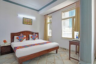 ファブホテル アイコニック レジデンシー