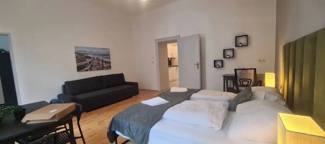 アフォーダブル 2 ベッドルーム アパートメント イン ウィーン