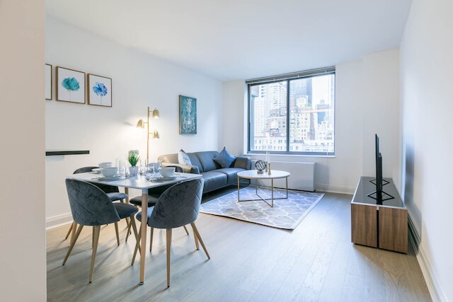 フルリー ファーニッシュド 1 ベッドルーム イン マレー ヒルズ