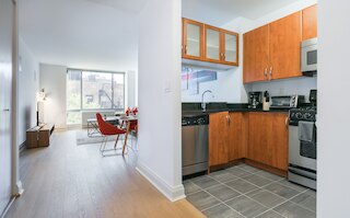 ビューティフル 1 ベッドルーム フルリー ファーニッシュド アパートメント