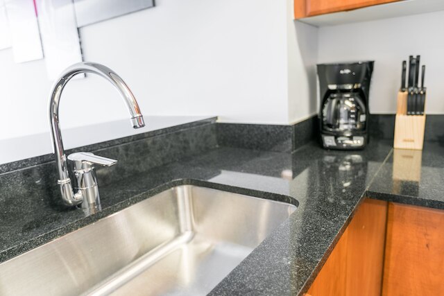 ビューティフル 1 ベッドルーム フルリー ファーニッシュド アパートメント