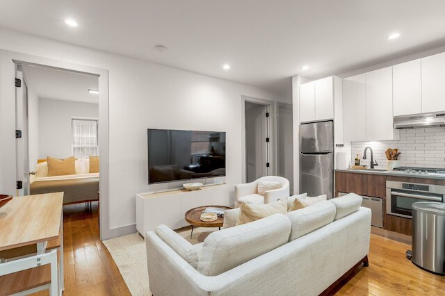 ラグジュアリー 3 ベッドルーム 2 バス アパートメント イン プライム ロケーション オブ NYC