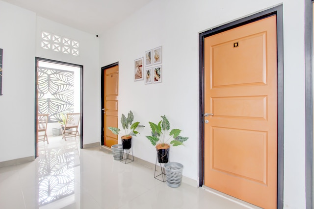 ホテル O ルマ ダウン ゲストハウス ジョグジャ