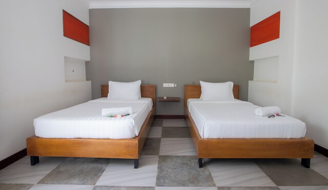 ヴィラ ワット ボ