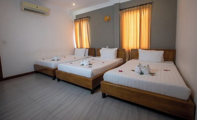 ヴィラ ワット ボ