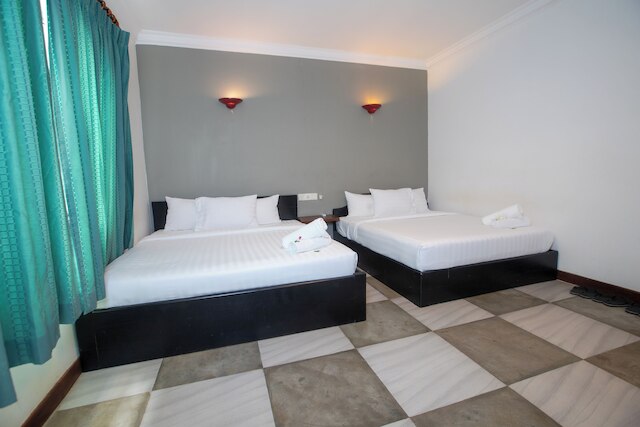 ヴィラ ワット ボ