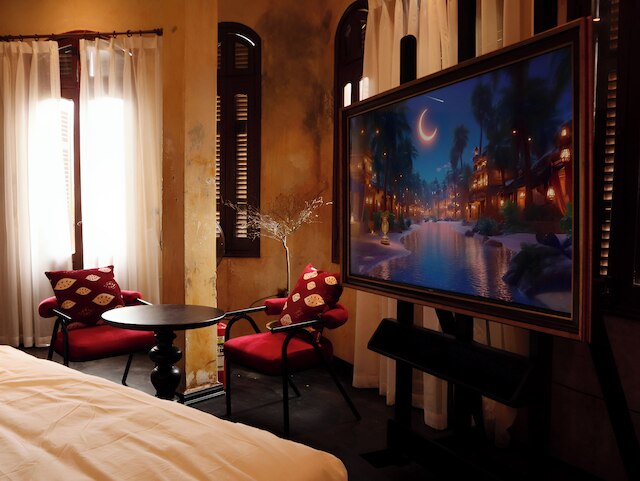 デモ イン & イネ ポエティック スタジオ ステイ