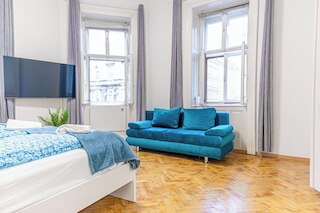 スペーシャス 2ベッドルーム アパートメント ニア シュタットハレ