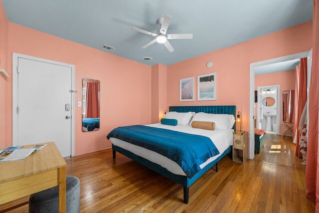 ブルー フラミンゴ スイーツ