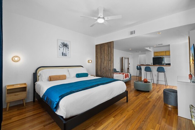 ブルー フラミンゴ スイーツ