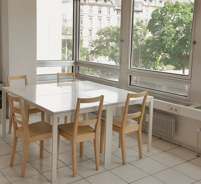 ユンゲス ヴォーネン アム ムゼウムスウーファー