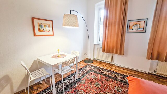 バジェット 2 ベッドルーム アパートメント ニア シュタットハレ