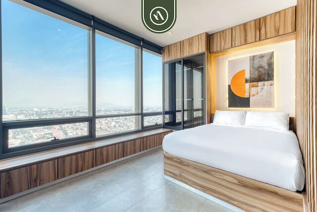 ラグジュアリー スタジオ - レボリューション モニュメント ビュー - プール