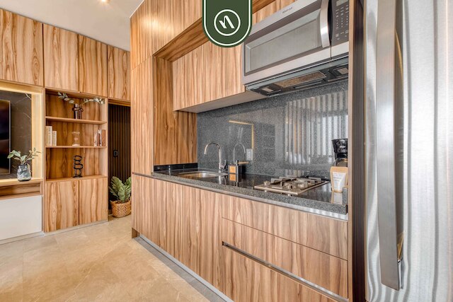 ラグジュアリー スタジオ - レボリューション モニュメント ビュー - プール