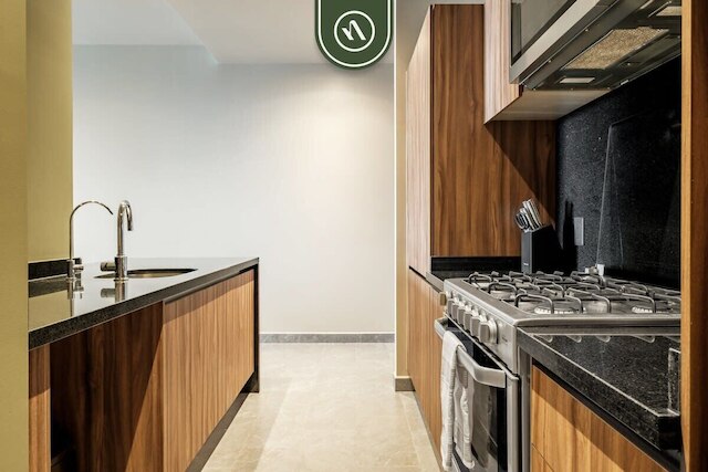 アメージング 1 ベッドルーム コンド イン レフォルマ - プール - ジム - キング