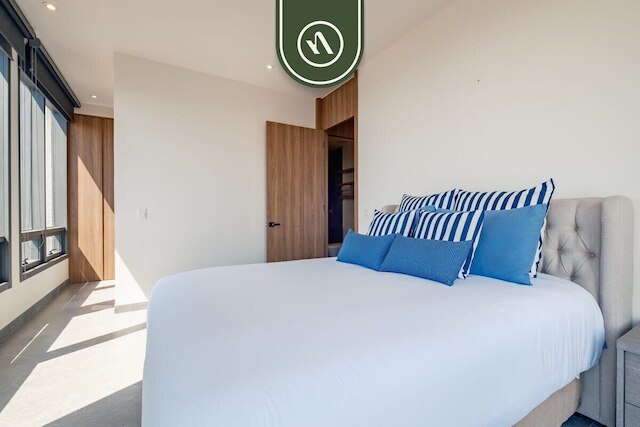 ラグジュアリー 2 ベッドルーム コンド イン レフォルマ - スカイラインビュー - プール