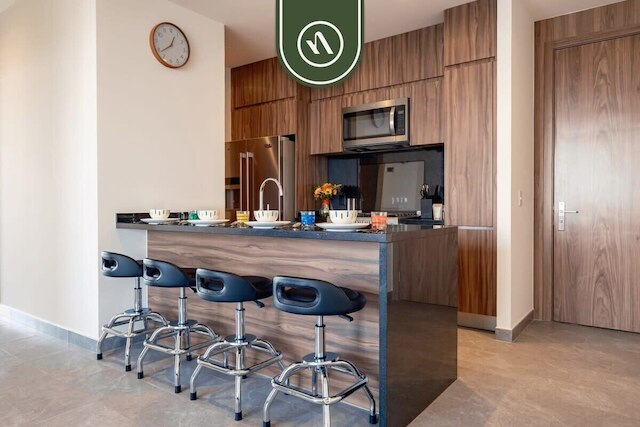 ラグジュアリー 2 ベッドルーム コンド イン レフォルマ - スカイラインビュー - プール