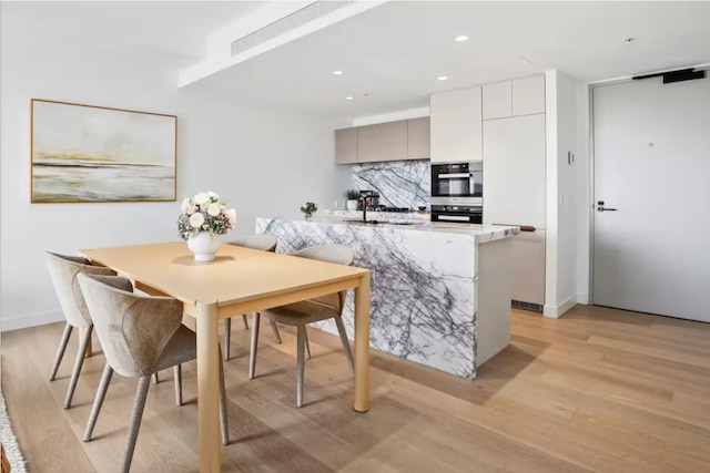 ジュエル レジデンス ラグジュアリー サーファーズ パラダイス アパートメント ウィズ シェアード プール