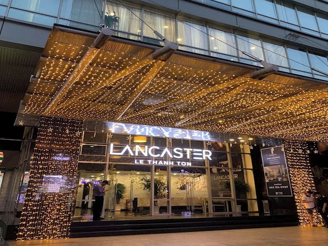 ブルースカイ ランカスター ラックスステイ ジャパン タウン