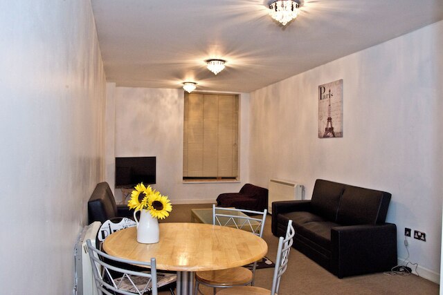 マンチェスター ハイ ストリート