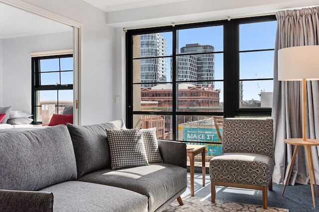 ファミリー ユニット ウィズ バルコニー, フリー トラムズ トゥ CBD サイツ