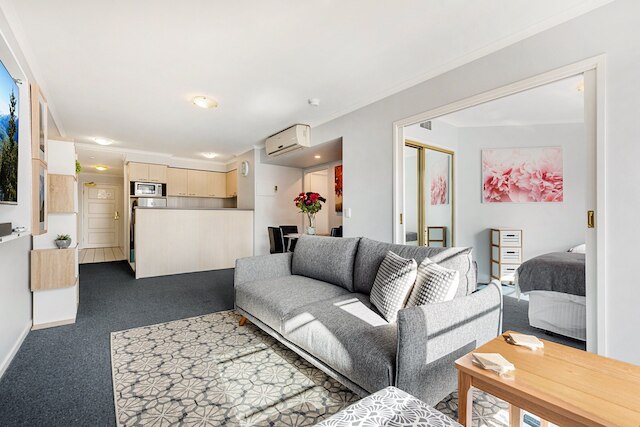 ファミリー ユニット ウィズ バルコニー, フリー トラムズ トゥ CBD サイツ