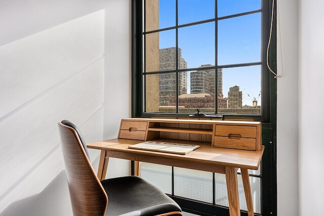 ファミリー ユニット ウィズ バルコニー, フリー トラムズ トゥ CBD サイツ