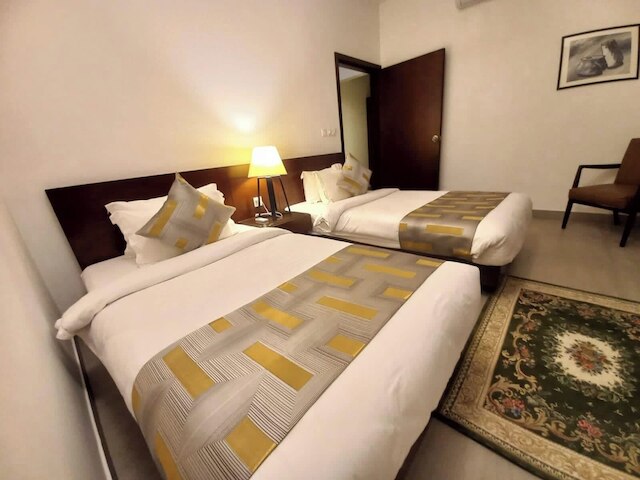 ロイヤル パール アパートメント & スイーツ コックスバザール