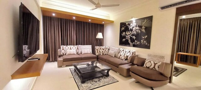 ロイヤル パール アパートメント & スイーツ コックスバザール