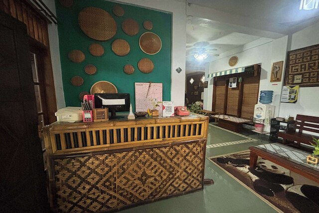 OYO 94937 ガルダ ホームステイ シャリア