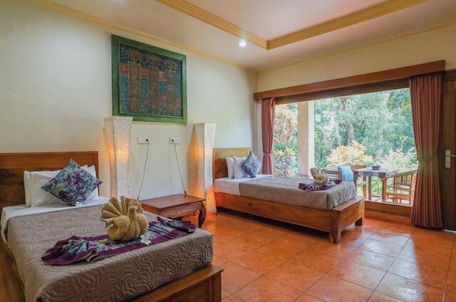 アバンガン バンガロー