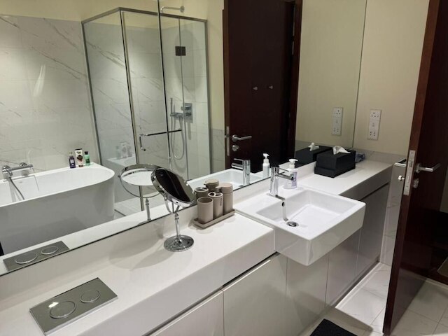 シナモン ライフ レジデンシーズ 12階 アパート