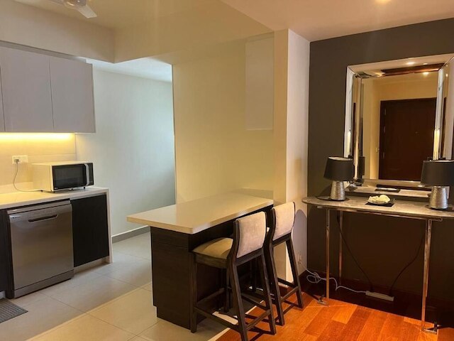 シナモン ライフ レジデンシーズ 18th フロア アパート