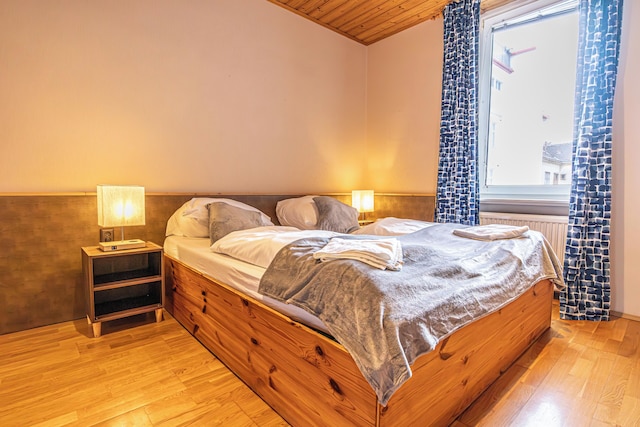 ファミリー 2ベッドルーム アパートメント ウィズ リビングルーム